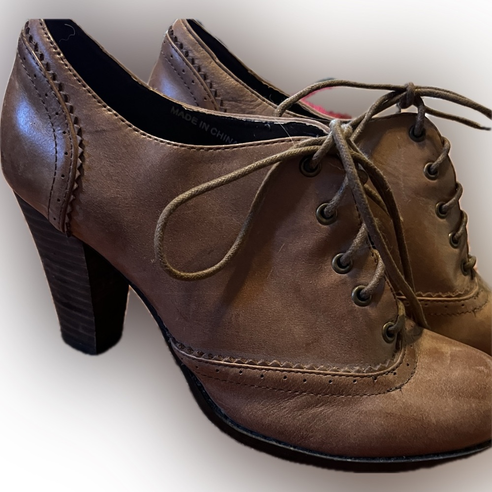 Kimchi Blue Vintage Heels